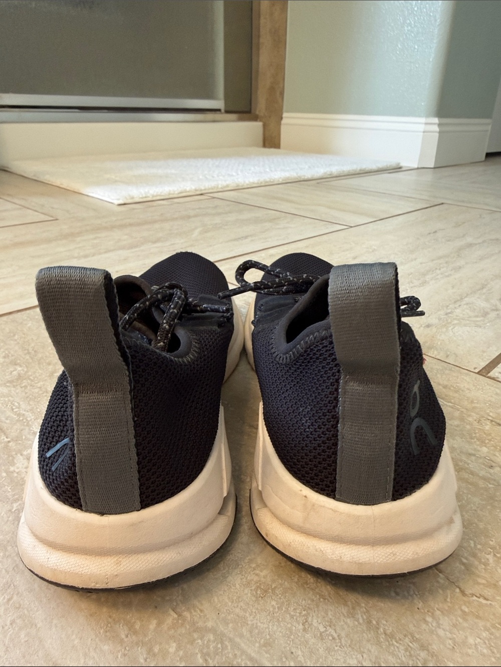 On Cloudeasy Women’s Shoes - Picture 4 of 16